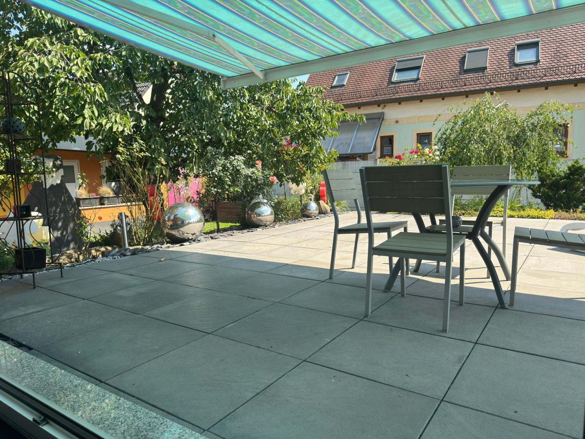 B&B'S Im Aischgrund Adelsdorf Exterior foto